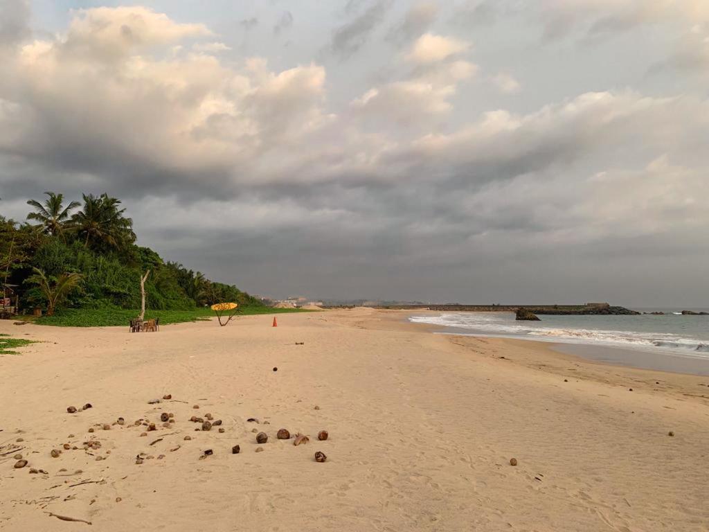 The Tide'S Tale Hotell Galle Exteriör bild